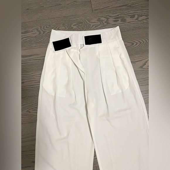 Wide-leg Trousers - Picture 7 of 8
